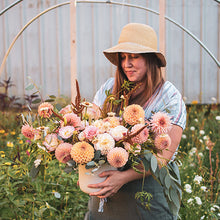 Load image into Gallery viewer, Flower Pot