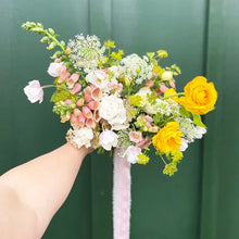 Load image into Gallery viewer, Elopement Bouquet