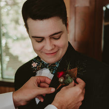 Load image into Gallery viewer, Boutonnière (pin-on, magnet, and pocket styles)
