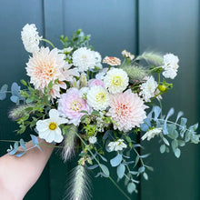 Load image into Gallery viewer, Elopement Bouquet