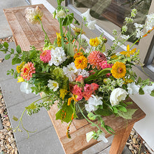 Load image into Gallery viewer, Flower Pot