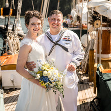 Load image into Gallery viewer, Bridal Bouquet