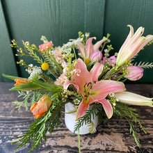 Load image into Gallery viewer, winter flower arrangement with lilies