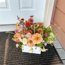 Load image into Gallery viewer, Doorstep flower delivery in Bellingham, WA