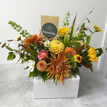 Load image into Gallery viewer, seasonal flower deliveries in Bellingham, WA