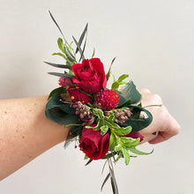 Load image into Gallery viewer, Corsage