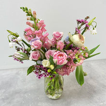 Load image into Gallery viewer, Mason Jar Arrangement