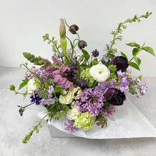 Load image into Gallery viewer, Flower Pot