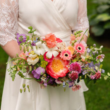 Load image into Gallery viewer, Bridal Bouquet