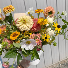 Load image into Gallery viewer, autumn wildflowers and dahlias arrangement